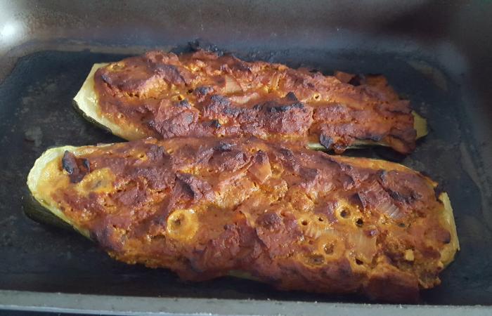 R�gime Dukan (recette minceur) : Courgette farcie au tofu � l'italienne #dukan https://www.proteinaute.com/recette-courgette-farcie-au-tofu-a-l-italienne-13942.html