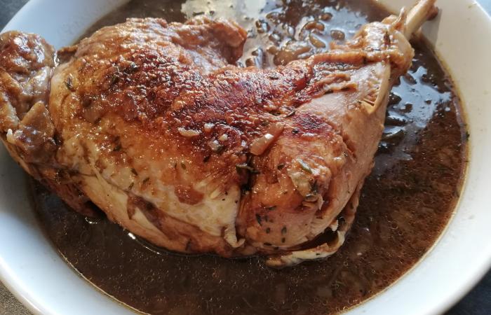 Régime Dukan (recette minceur) : Cuisse de dinde aux oignons -Cookéo- #dukan https://www.proteinaute.com/recette-cuisse-de-dinde-aux-oignons-cookeo-13984.html