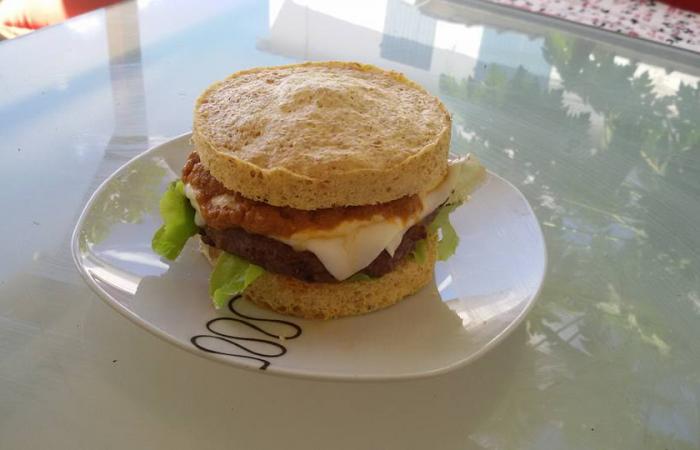 Régime Dukan (recette minceur) : Burger Trop Bon  #dukan https://www.proteinaute.com/recette-burger-trop-bon-14059.html