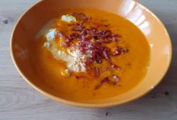 Recette Dukan : Soupe de potimarron oeufs et lardons 