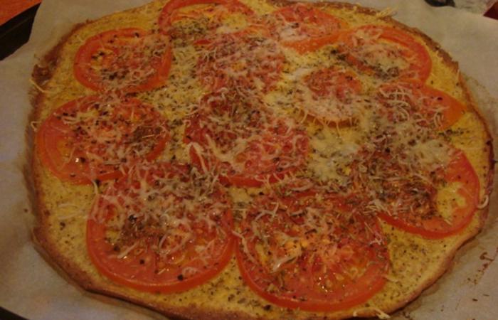 R�gime Dukan (recette minceur) : Pizza � la tomate #dukan https://www.proteinaute.com/recette-pizza-a-la-tomate-1501.html