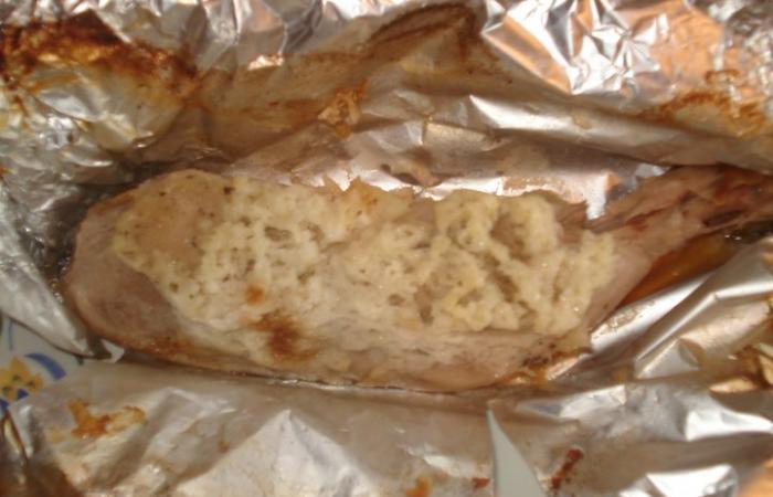 Régime Dukan (recette minceur) : Papillote de poulet au carré frais #dukan https://www.proteinaute.com/recette-papillote-de-poulet-au-carre-frais-1742.html