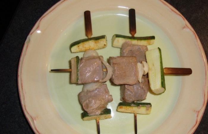 R�gime Dukan (recette minceur) : Brochettes de thon marin�es #dukan https://www.proteinaute.com/recette-brochettes-de-thon-marinees-185.html