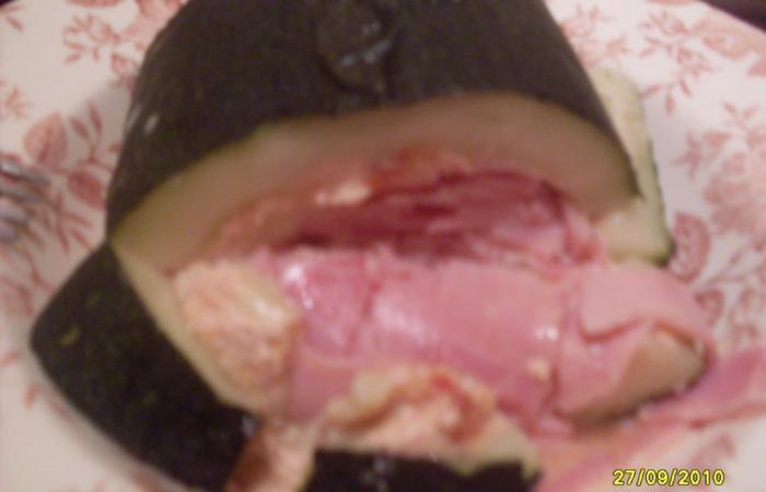 R�gime Dukan (recette minceur) : Courgettes farcies au jambon fa�on hot dog  #dukan https://www.proteinaute.com/recette-courgettes-farcies-au-jambon-facon-hot-dog-2535.html