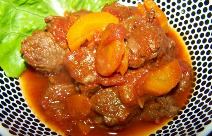 R�gime Dukan (recette minceur) : Boeuf en Daube pour toute la famille #dukan https://www.proteinaute.com/recette-boeuf-en-daube-pour-toute-la-famille-2561.html
