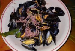 R�gime Dukan, la recette Moules � la cr�me fra�che, au bacon de dinde et jambon
