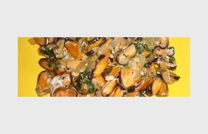 Rgime Dukan (recette minceur) : Moules marinires #dukan https://www.proteinaute.com/recette-moules-marinieres-266.html