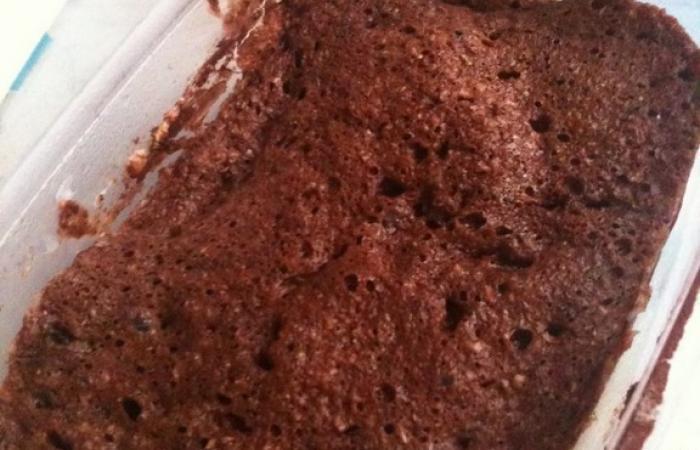 Régime Dukan (recette minceur) : Gâteau au chocolat minute au micro-ondes #dukan https://www.proteinaute.com/recette-gateau-au-chocolat-minute-au-micro-ondes-2747.html