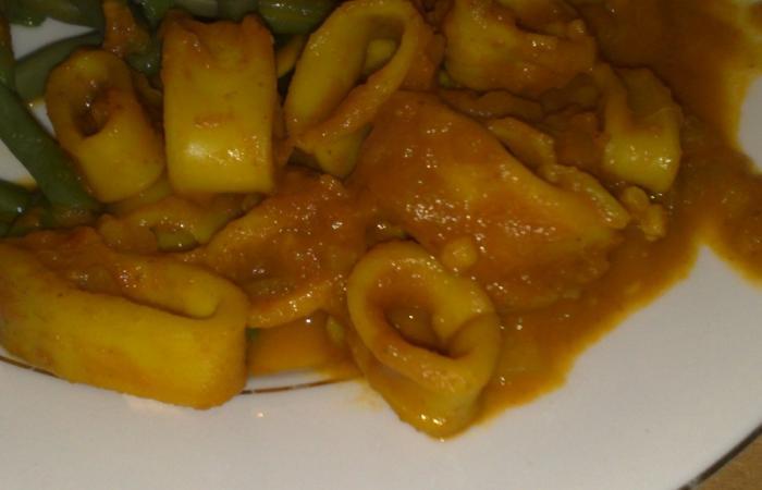 R�gime Dukan (recette minceur) : Calamars � la sauce tomate #dukan https://www.proteinaute.com/recette-calamars-a-la-sauce-tomate-2761.html