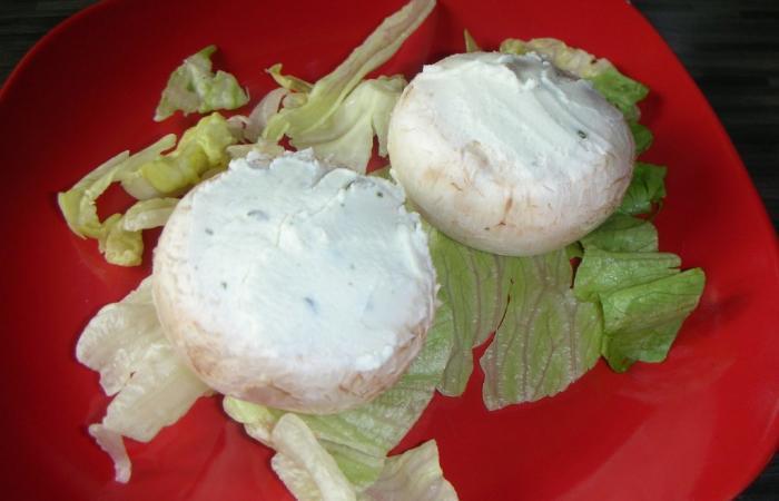 Rgime Dukan (recette minceur) : Champignons farcis #dukan https://www.proteinaute.com/recette-champignons-farcis-3038.html