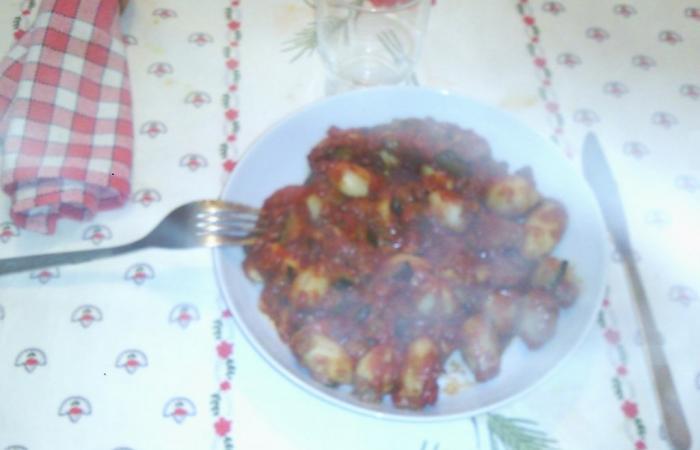 R�gime Dukan (recette minceur) : Calamars farcis aux l�gumes #dukan https://www.proteinaute.com/recette-calamars-farcis-aux-legumes-3290.html