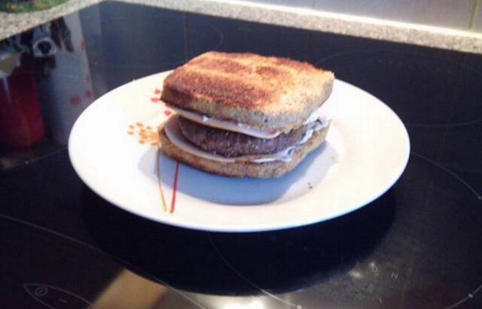 R�gime Dukan (recette minceur) : Hamburger trop bon&nbsp;!! #dukan https://www.proteinaute.com/recette-hamburger-trop-bon-3291.html