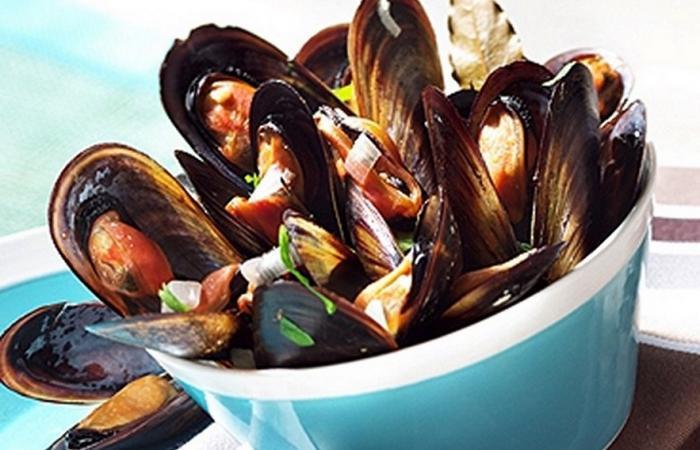 R�gime Dukan (recette minceur) : Moules fa�on Seguane #dukan https://www.proteinaute.com/recette-moules-facon-seguane-3327.html