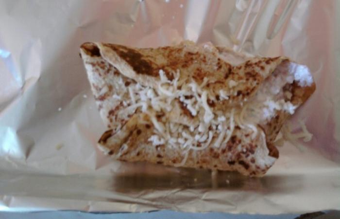 Régime Dukan (recette minceur) : Wrap au jambon #dukan https://www.proteinaute.com/recette-wrap-au-jambon-3607.html
