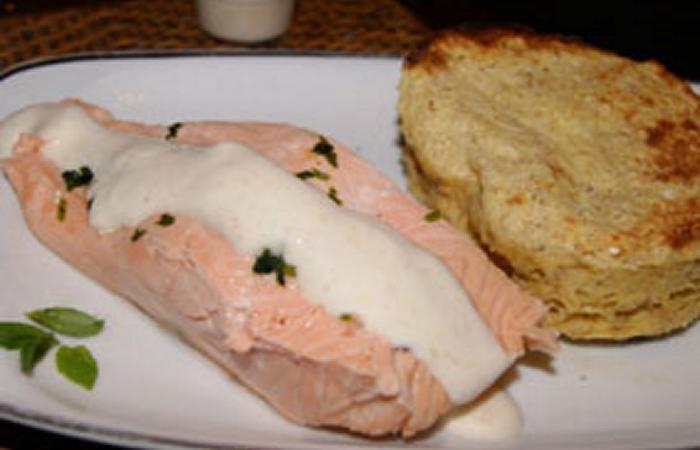 Régime Dukan (recette minceur) : Saumon à la crème de gingembre #dukan https://www.proteinaute.com/recette-saumon-a-la-creme-de-gingembre-3641.html