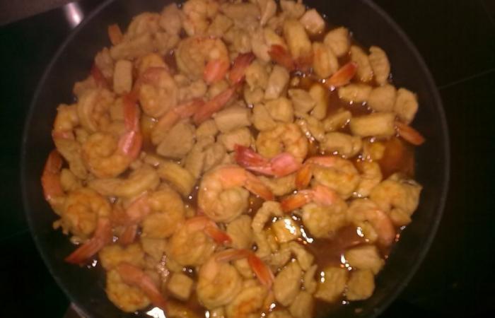 R�gime Dukan (recette minceur) : Poulet aux crevettes sauce asiatique #dukan https://www.proteinaute.com/recette-poulet-aux-crevettes-sauce-asiatique-3854.html