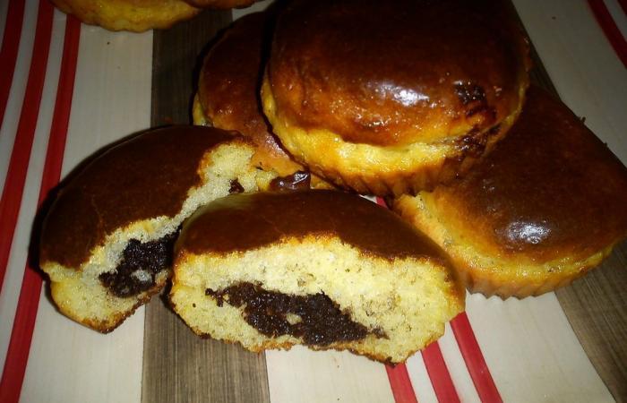 R�gime Dukan (recette minceur) : Pain au lait fourr� au chocolat  #dukan https://www.proteinaute.com/recette-pain-au-lait-fourre-au-chocolat-4035.html