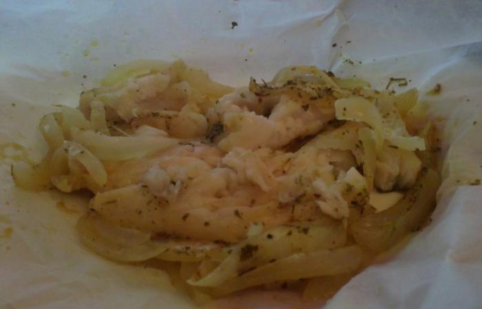 Régime Dukan (recette minceur) : Panga en papillotte et ces saveurs (micro-onde) #dukan https://www.proteinaute.com/recette-panga-en-papillotte-et-ces-saveurs-micro-onde-4037.html