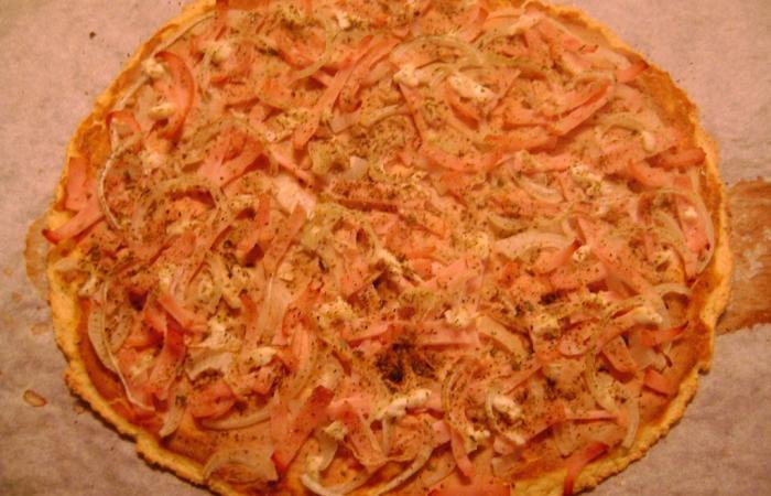 Régime Dukan (recette minceur) : Pizza moelleuse sans sons ni toléré #dukan https://www.proteinaute.com/recette-pizza-moelleuse-sans-sons-ni-tolere-4061.html