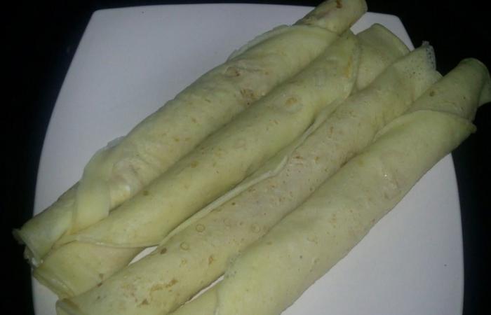 R�gime Dukan (recette minceur) : Cr�pes au saumon pour 4 personnes #dukan https://www.proteinaute.com/recette-crepes-au-saumon-pour-4-personnes-4200.html