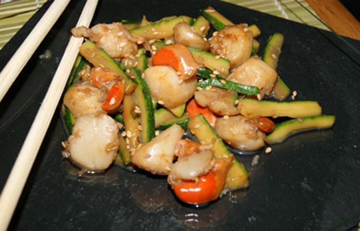 R�gime Dukan (recette minceur) : Wok de Saint-Jacques au gingembre #dukan https://www.proteinaute.com/recette-wok-de-saint-jacques-au-gingembre-4250.html