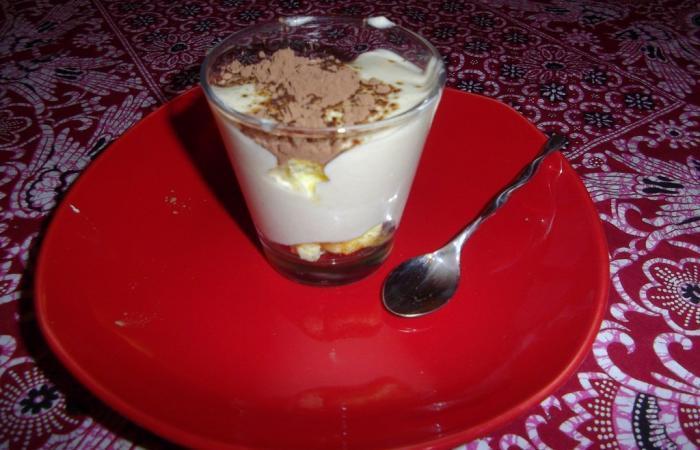 R�gime Dukan (recette minceur) : Tiramisu au caf� soluble #dukan https://www.proteinaute.com/recette-tiramisu-au-cafe-soluble-4264.html