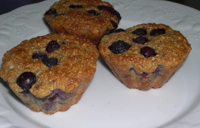 Régime Dukan (recette minceur) : Muffins aux myrtilles #dukan https://www.proteinaute.com/recette-muffins-aux-myrtilles-4386.html