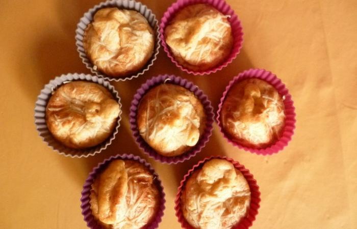 R�gime Dukan (recette minceur) : Mini cake au fromage, thon, tomate et note pizza #dukan https://www.proteinaute.com/recette-mini-cake-au-fromage-thon-tomate-et-note-pizza-4398.html