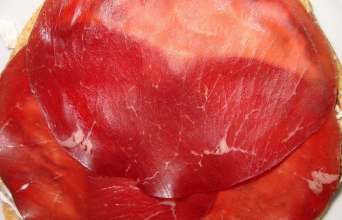 R�gime Dukan (recette minceur) : Galette Dukan aux carr� frais & braseola #dukan https://www.proteinaute.com/recette-galette-dukan-aux-carre-frais-braseola-4408.html