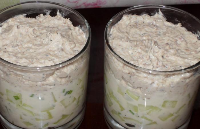 Régime Dukan (recette minceur) : Verrine concombre et sardine (très frais) #dukan https://www.proteinaute.com/recette-verrine-concombre-et-sardine-tres-frais-4442.html