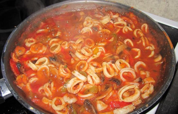 R�gime Dukan (recette minceur) : Fricass�e d'encornets #dukan https://www.proteinaute.com/recette-fricassee-d-encornets-4492.html