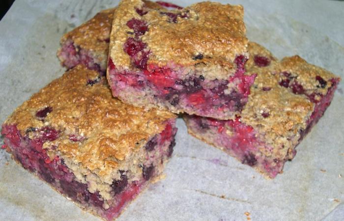 R�gime Dukan (recette minceur) : Carr�s au son d'avoine et aux fruits rouges #dukan https://www.proteinaute.com/recette-carres-au-son-d-avoine-et-aux-fruits-rouges-4500.html