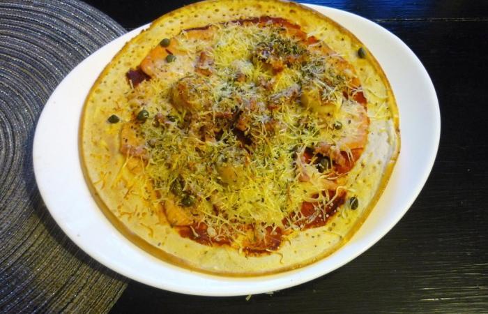 Régime Dukan (recette minceur) : Pizza pâte fine aux fruits de mer (micro-onde) #dukan https://www.proteinaute.com/recette-pizza-pate-fine-aux-fruits-de-mer-micro-onde-4509.html