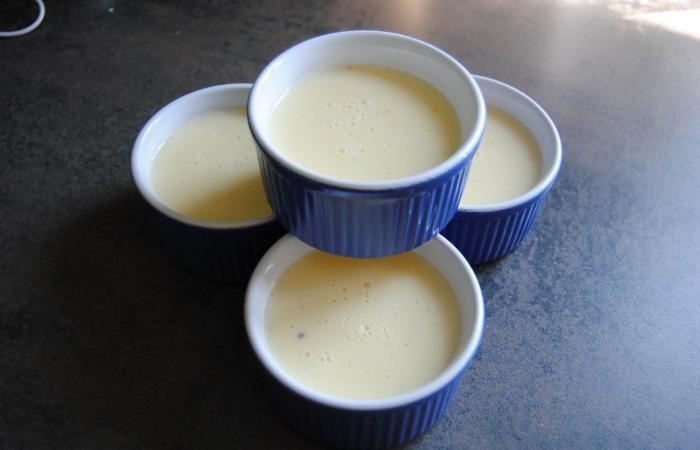 Régime Dukan (recette minceur) : Crème aux oeufs à la vanille #dukan https://www.proteinaute.com/recette-creme-aux-oeufs-a-la-vanille-4564.html