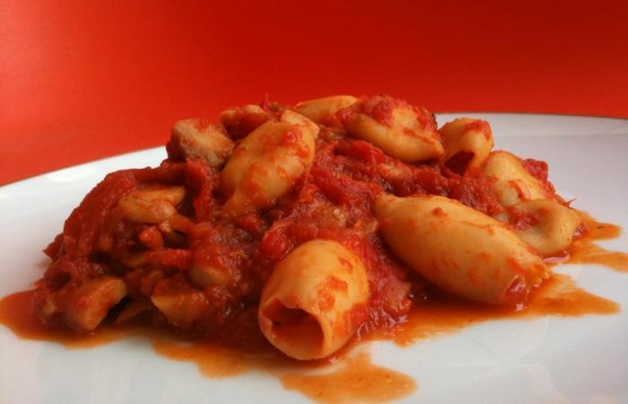 Régime Dukan (recette minceur) : Encornets à la Basquaise #dukan https://www.proteinaute.com/recette-encornets-a-la-basquaise-4603.html