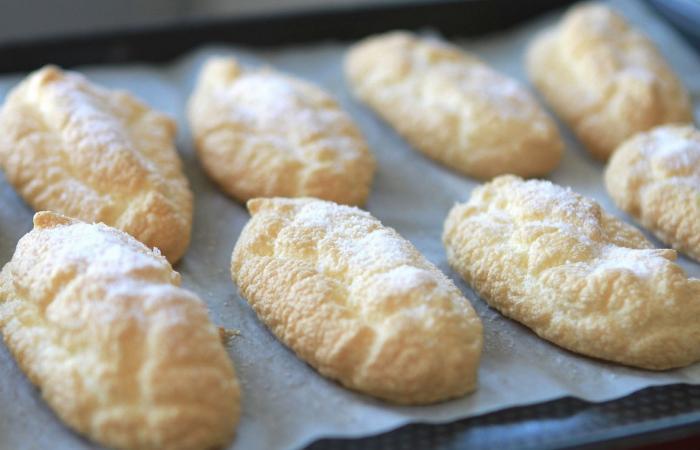 R�gime Dukan (recette minceur) : Biscuits � la cuill�re  #dukan https://www.proteinaute.com/recette-biscuits-a-la-cuillere-4617.html