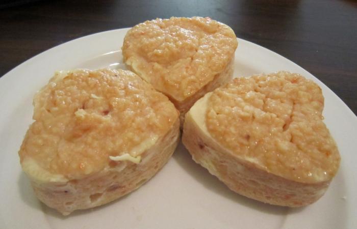Régime Dukan (recette minceur) : Mini Cheese cakes salés (Surimi/thon/poulet ou Jambon/roquefort) #dukan https://www.proteinaute.com/recette-mini-cheese-cakes-sales-surimi-thon-poulet-ou-jambon-roquefort-4889.html