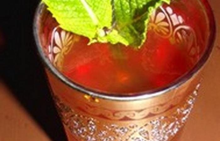 Régime Dukan (recette minceur) : Thé a la menthe façon Sabryna #dukan https://www.proteinaute.com/recette-the-a-la-menthe-facon-sabryna-4894.html