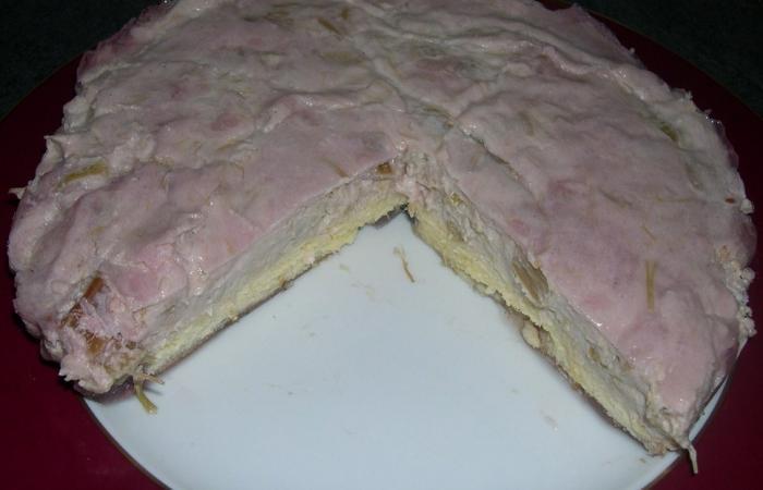 R�gime Dukan (recette minceur) : G�teau Lightissime � la Rhubarbe. #dukan https://www.proteinaute.com/recette-gateau-lightissime-a-la-rhubarbe-4946.html