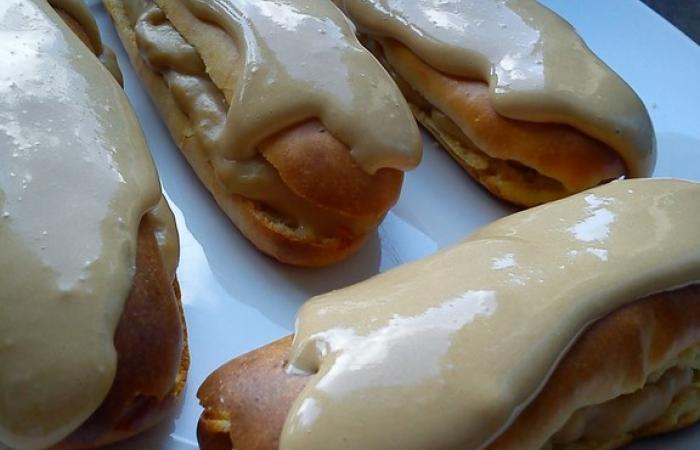 R�gime Dukan (recette minceur) : Eclair au caf� comme des vrais #dukan https://www.proteinaute.com/recette-eclair-au-cafe-comme-des-vrais-5138.html