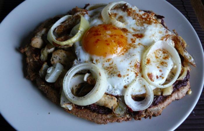 R�gime Dukan (recette minceur) : Pizza de la basse cour p�re et fils #dukan https://www.proteinaute.com/recette-pizza-de-la-basse-cour-pere-et-fils-5310.html