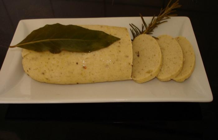 R�gime Dukan (recette minceur) : Saucisson au poulet  #dukan https://www.proteinaute.com/recette-saucisson-au-poulet-5409.html