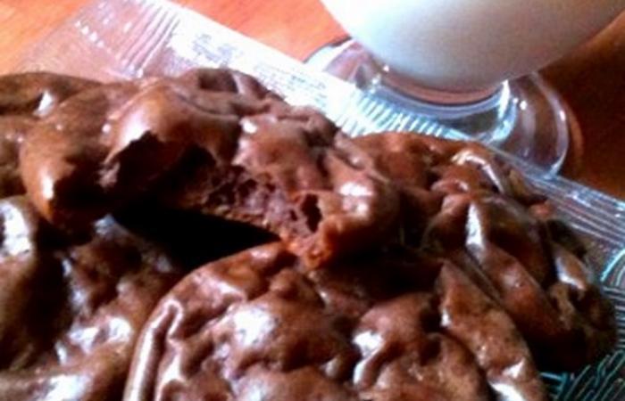 Rgime Dukan (recette minceur) : Biscuit-moelleux riche en chocolat #dukan https://www.proteinaute.com/recette-biscuit-moelleux-riche-en-chocolat-5458.html