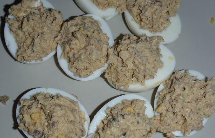 Régime Dukan (recette minceur) : Oeufs farcis aux sardines #dukan https://www.proteinaute.com/recette-oeufs-farcis-aux-sardines-5522.html
