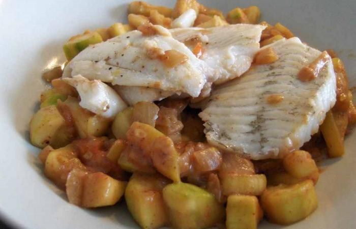 Rgime Dukan (recette minceur) : Courgettes  la crme de curry #dukan https://www.proteinaute.com/recette-courgettes-a-la-creme-de-curry-5532.html
