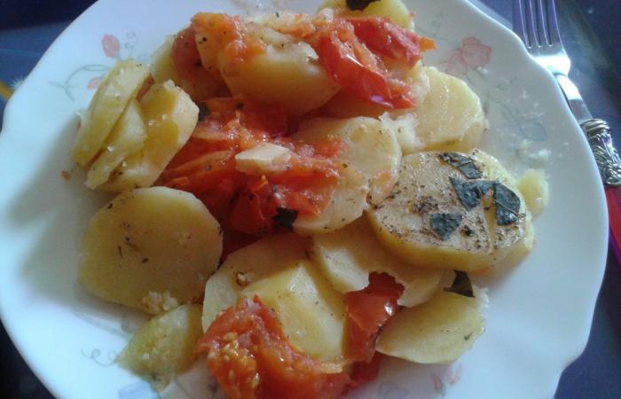 Régime Dukan (recette minceur) : Patates à la provençale #dukan https://www.proteinaute.com/recette-patates-a-la-provencale-5763.html