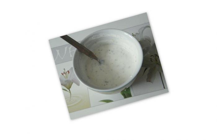 Rgime Dukan (recette minceur) : Sauce blanche comme au kebab #dukan https://www.proteinaute.com/recette-sauce-blanche-comme-au-kebab-5893.html