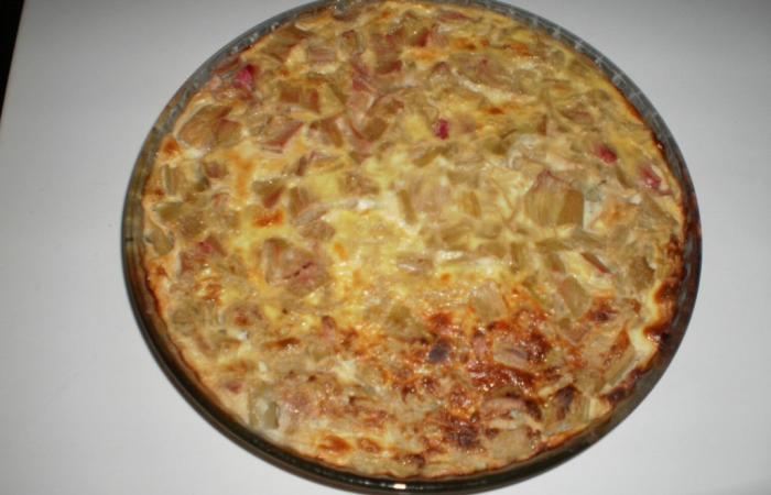 R�gime Dukan (recette minceur) : Clafoutis � la rhubarbe #dukan https://www.proteinaute.com/recette-clafoutis-a-la-rhubarbe-5899.html