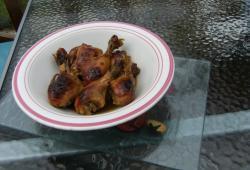Recette Dukan&nbsp;: Pilons de poulet caram�lis�s en sucr� sal�