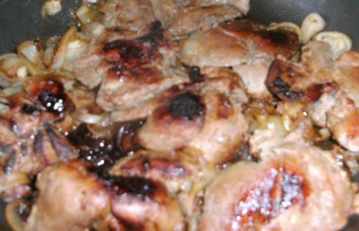 Rgime Dukan (recette minceur) : Foie de lapin aux chalotes  #dukan https://www.proteinaute.com/recette-foie-de-lapin-aux-echalotes-5976.html